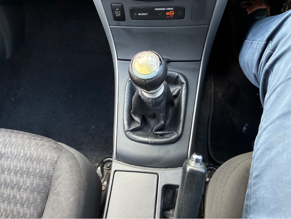 2012 Toyota Corolla 1.33 TERRA MC 4DR €3,950