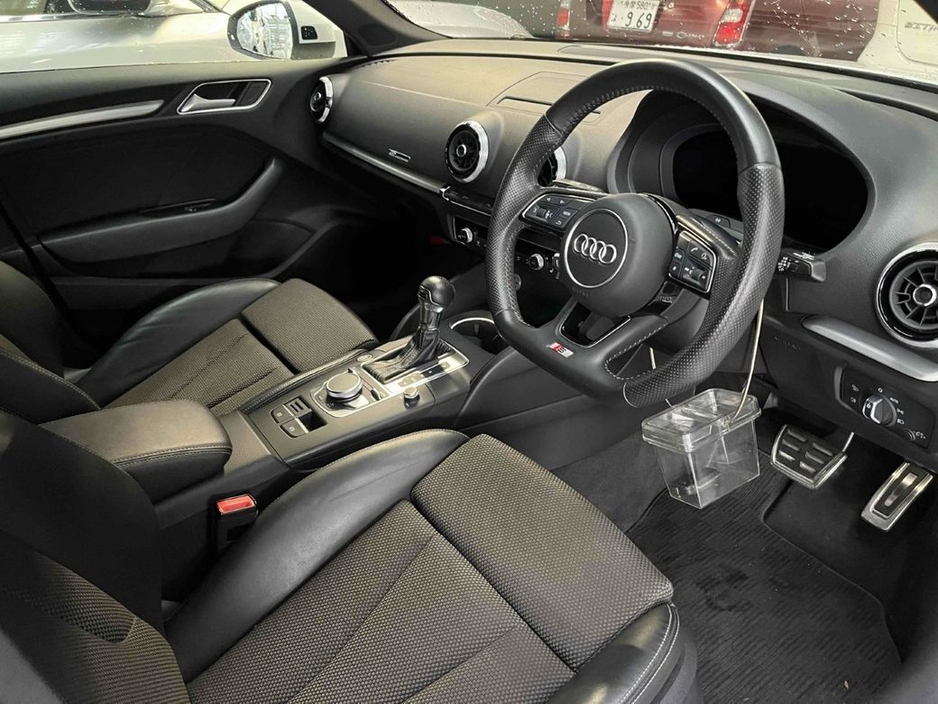 2018 Audi A3 - image 3
