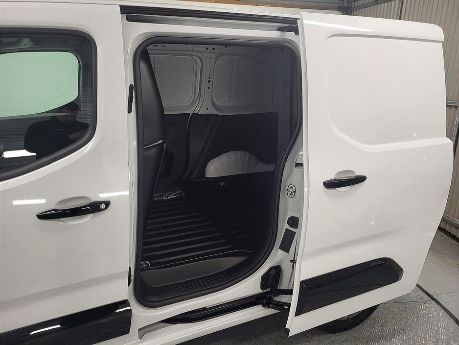 2025 Citroen Berlingo Enterprise Plus Bluehdi MWB From €95 Per Week €21,138