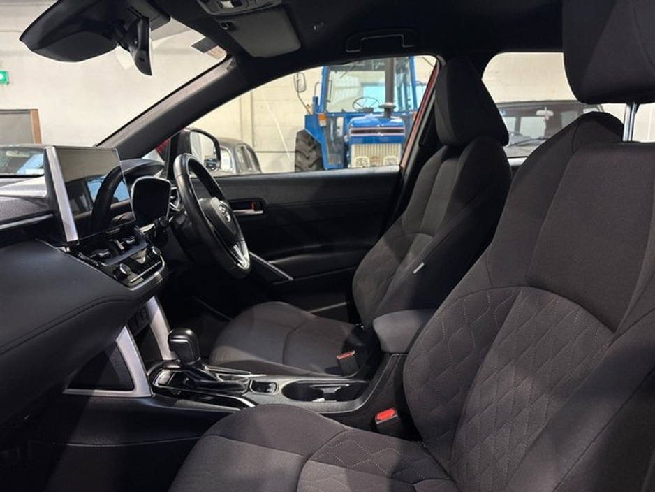 2024 Toyota Corolla Cross LUNA 1.8 HYBRID AUTO €33,750