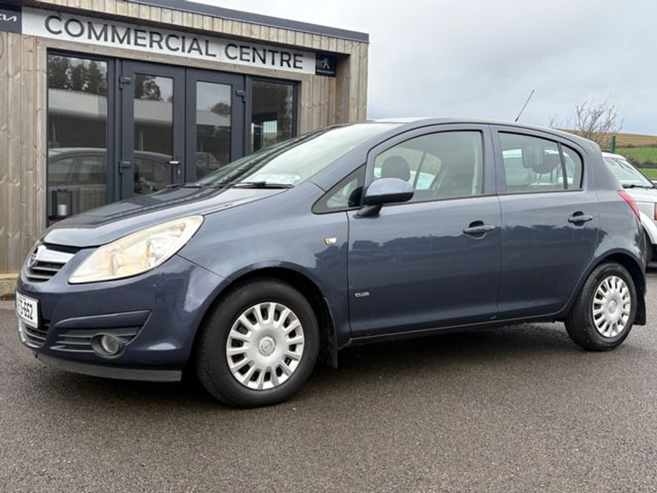 2010 Opel Corsa - image 3