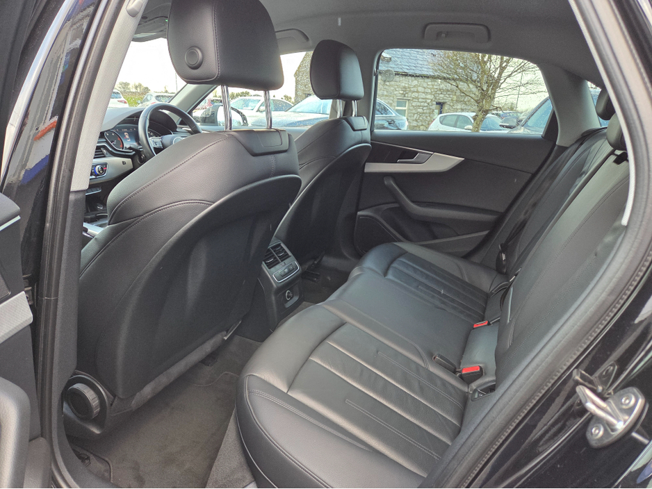 2018 Audi A4 - image 14