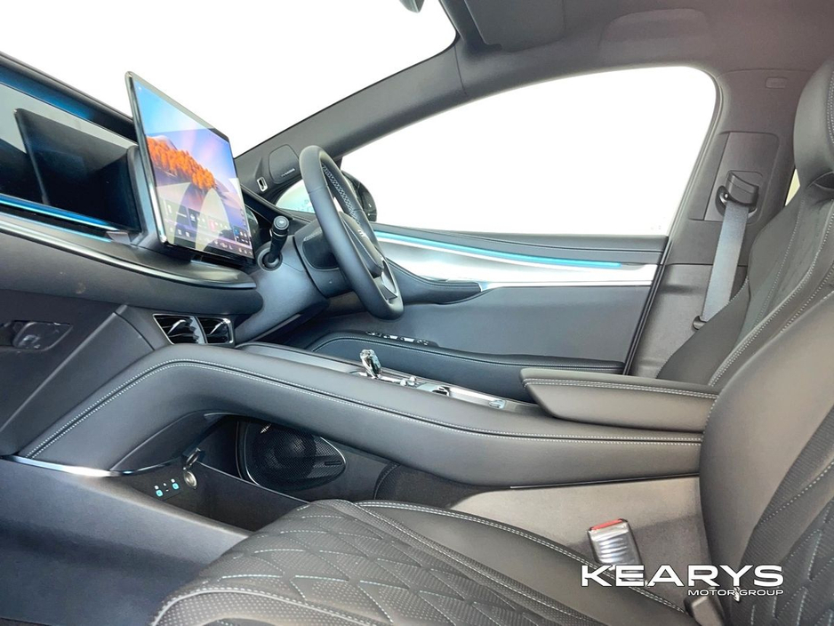 2026 BYD Sealion 7 - image 6