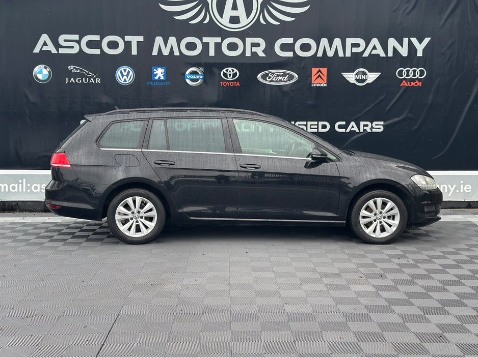 2016 Volkswagen Golf Automatic estate €12,950