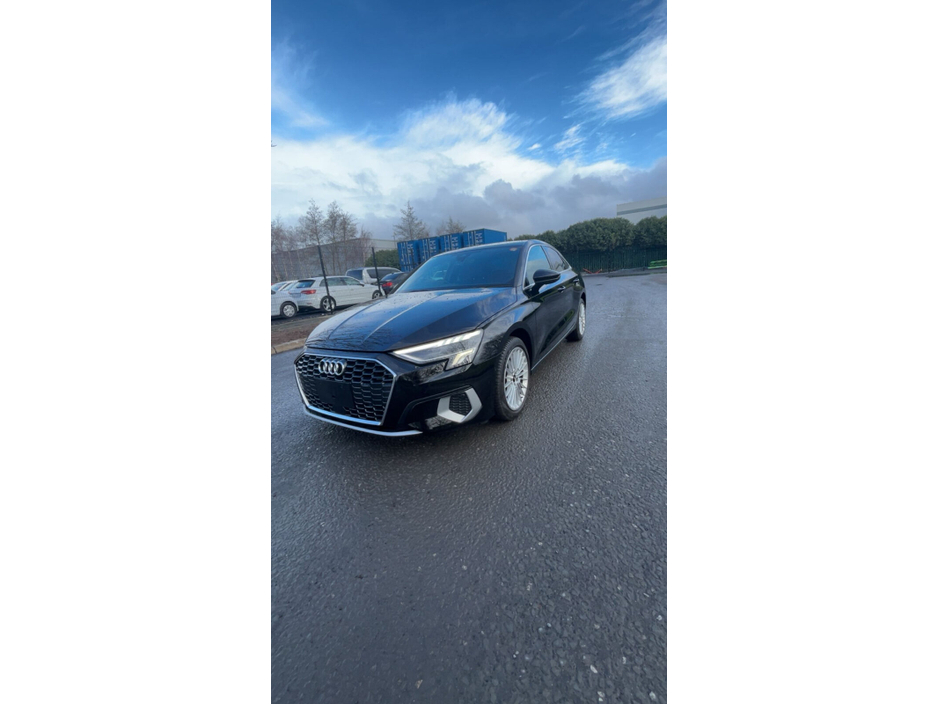 2022 Audi A3  €30,500