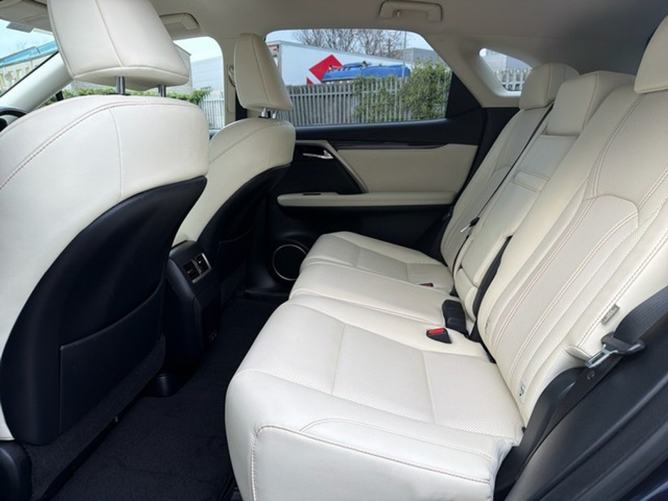 2022 Lexus RX 450 h HYBRID LUXURY AWD // HEATED & COOLING LEATHER SEATS // POWER TAILGATE // SMART ENTRY // SAT-NAV // FULL WARRANTY €59,945