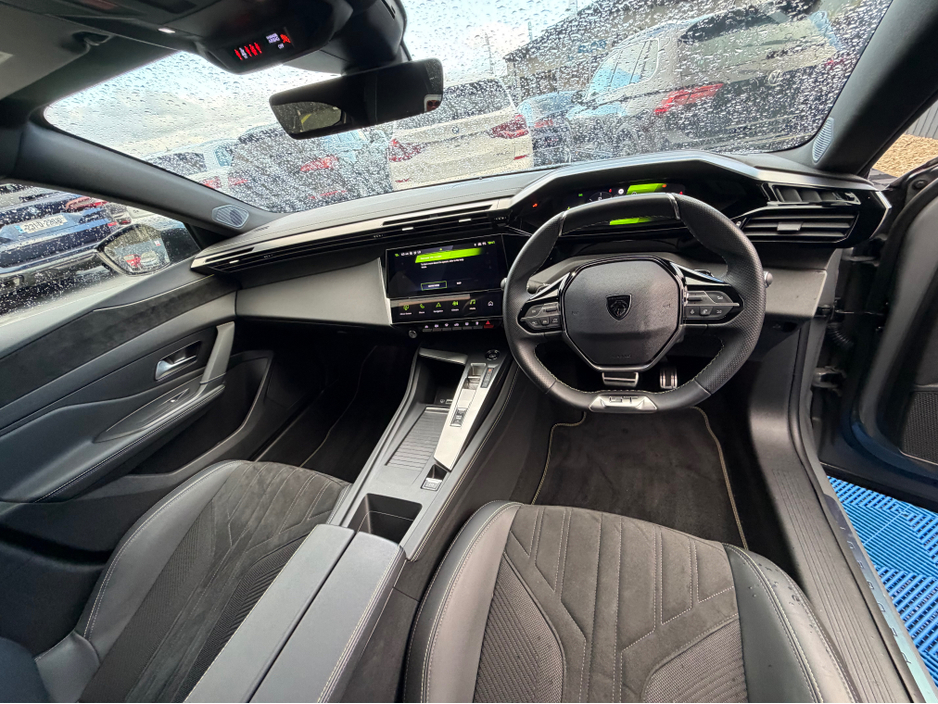 2024 Peugeot 408 - image 16