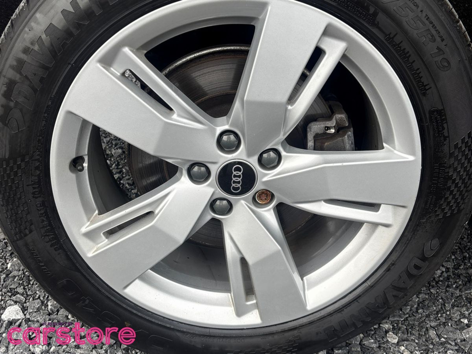 2022 Audi Q5 - image 13