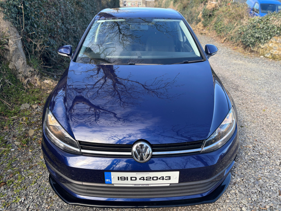 2019 Volkswagen Golf - image 8