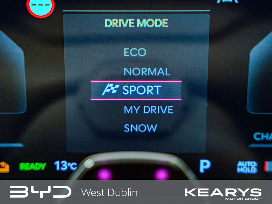 2025 Kia EV9 - image 42