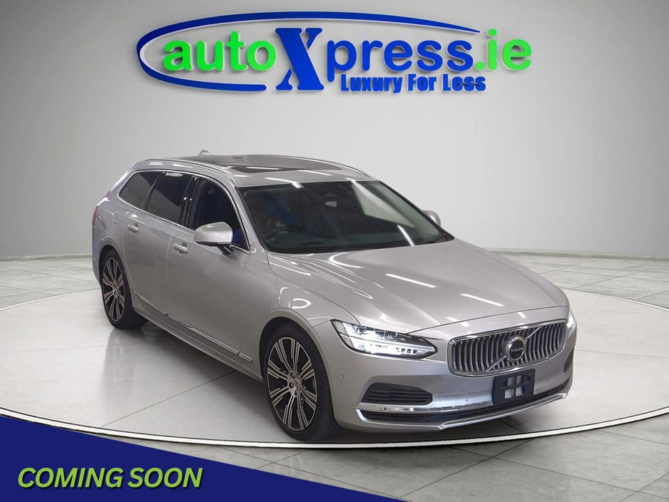 2022 Volvo V90 4WD RECHARGE PLUG-IN HYBRID T8 AWD