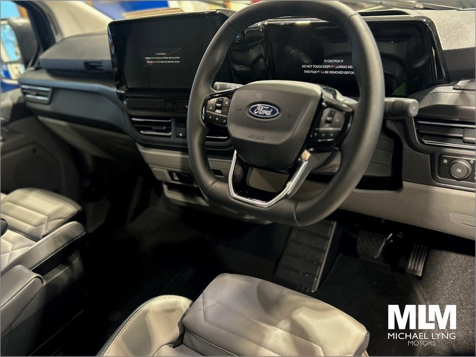 2026 Ford Tourneo Custom Ford Transit Custom Tourneo L2 320 8 Seater Limited PHEV