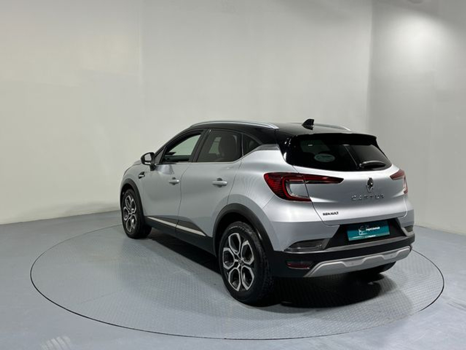 2020 Renault Captur - image 5