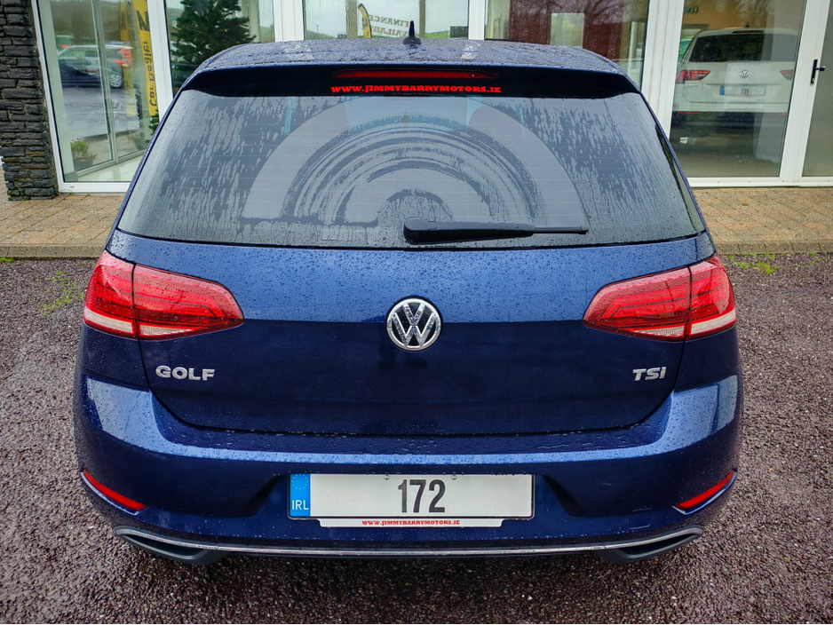 2017 Volkswagen Golf - image 11