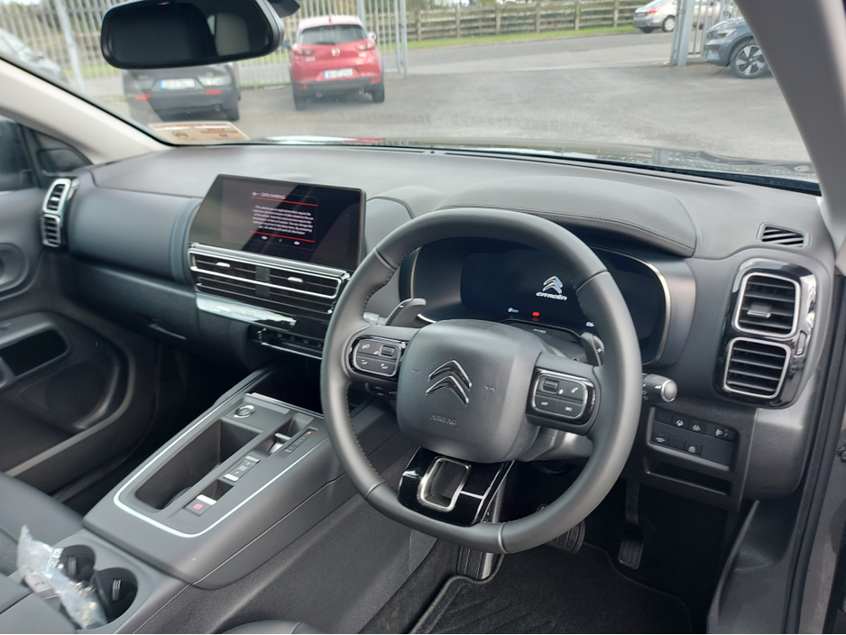 2026 Citroen C5 Aircross Plus Puretech 1.5 130BHP €47,185