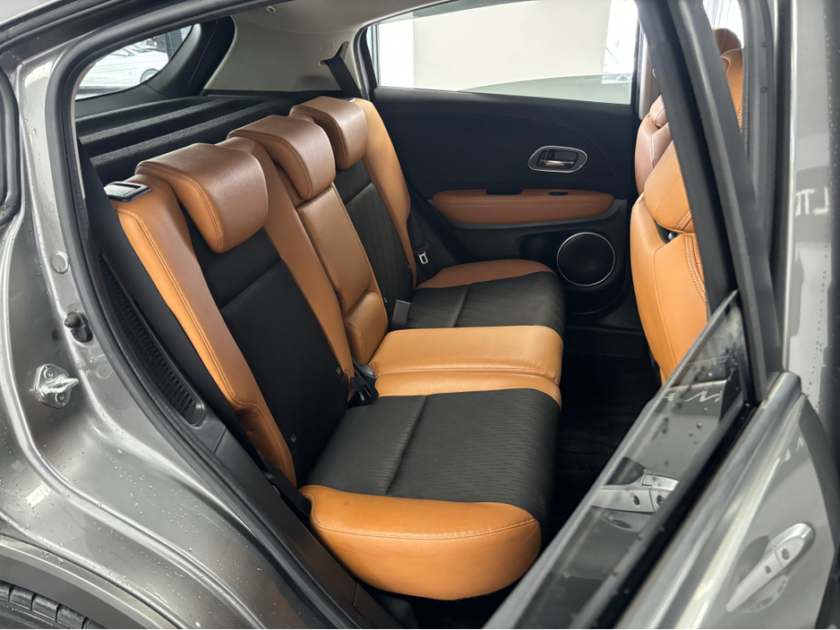 2020 Honda Vezel - image 10