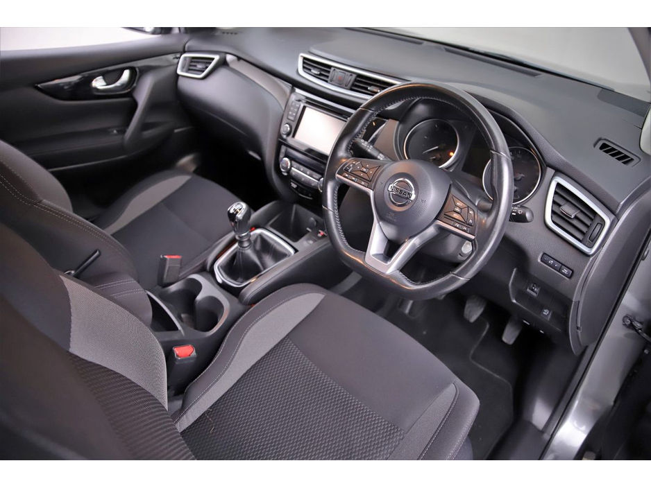 2018 Nissan Qashqai 1.5 DSL SV 6SPD *PANORAMIC ROOF*REVERSE CAM*SAT NAV* €14,490
