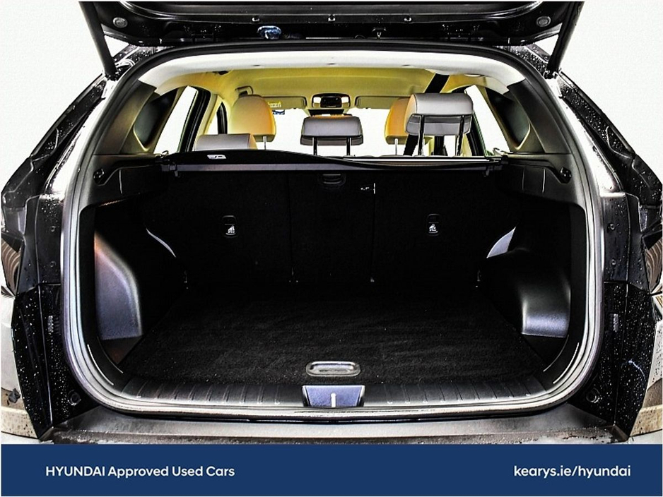 2022 Hyundai Tucson - image 9