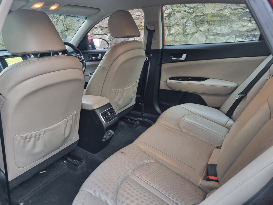 2017 Kia Optima 1.7 D Platinum €7,499