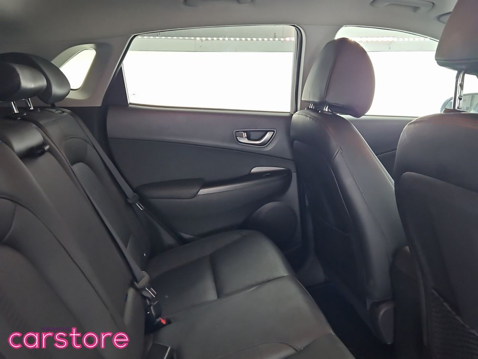 2023 Hyundai Kona - image 10