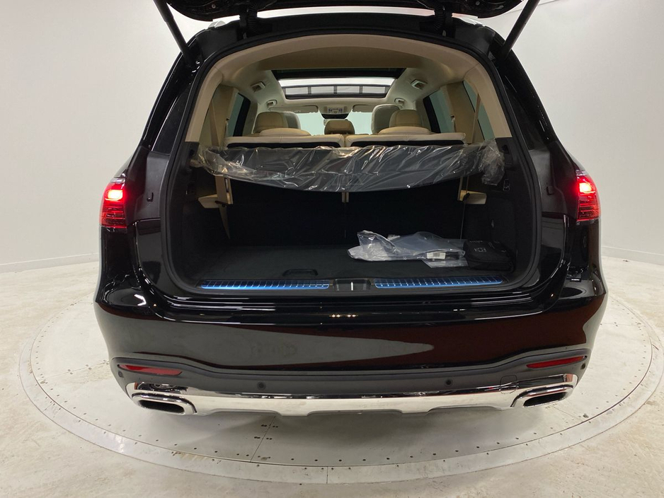2026 Mercedes-Benz GLS - image 19