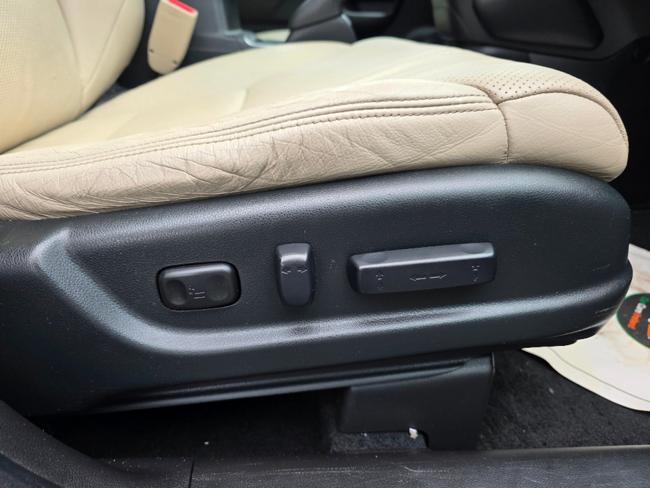 2016 Honda CR-V - image 13