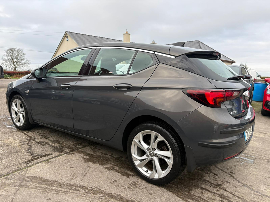 2016 Opel Astra SRI 1.6 CDTI 110PS 5DR