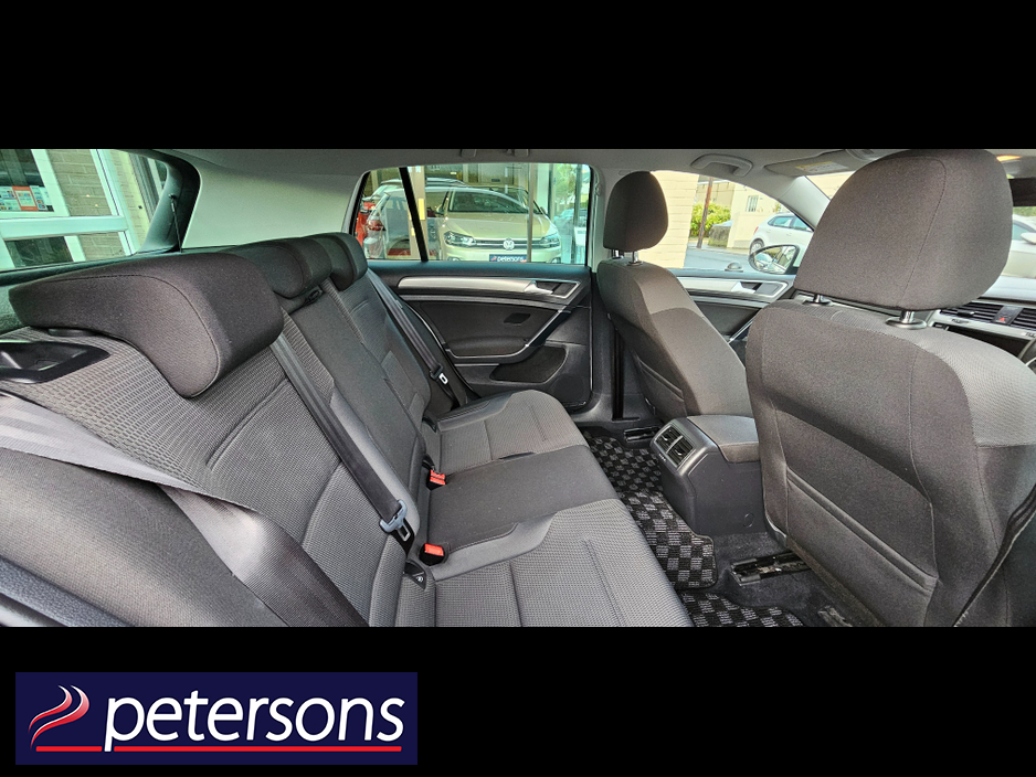 2017 Volkswagen Golf VOLKSWAGEN GOLF 1.2 PETROL AUTOMATIC - LOW MILEAGE €17,950