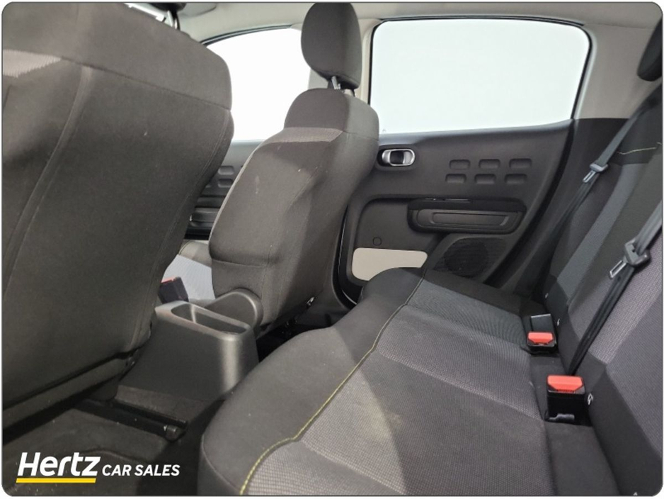 2023 Citroen C3 - image 13