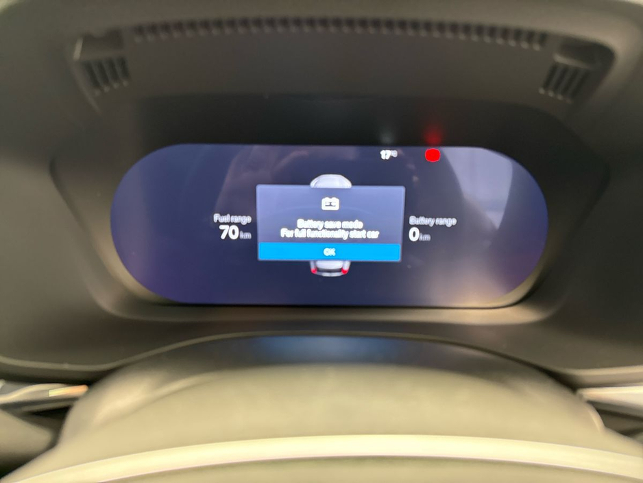 2026 Volvo XC60 - image 13