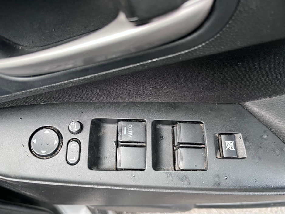 2012 Mazda Mazda3 - image 8