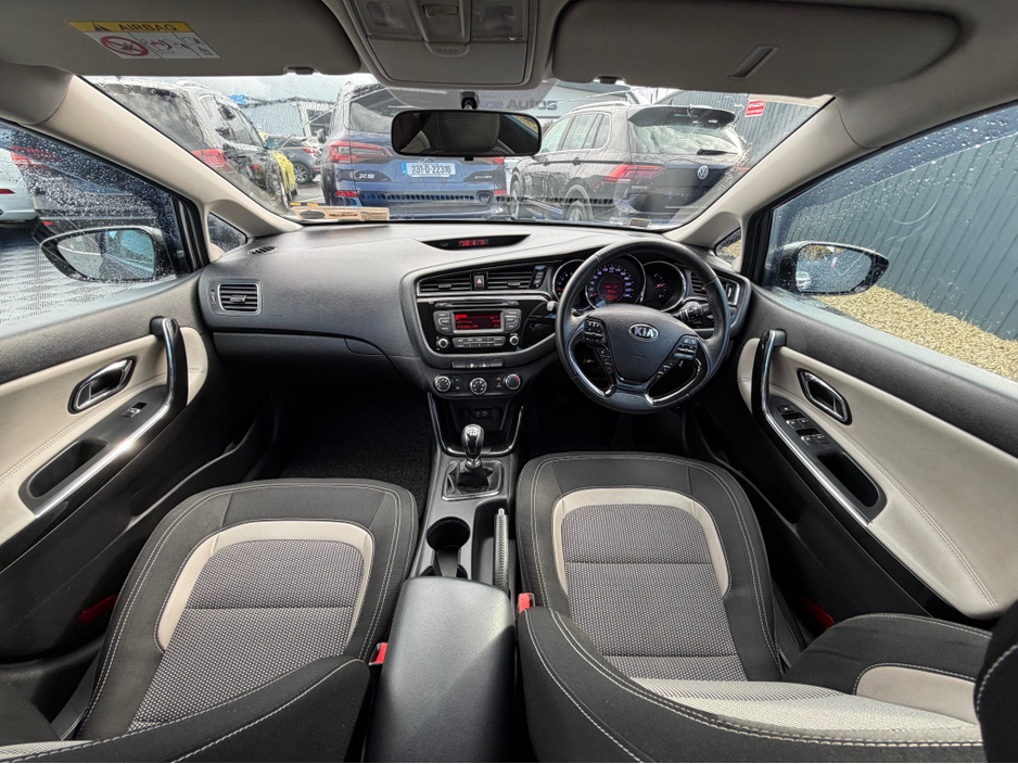 2017 Kia Ceed - image 45