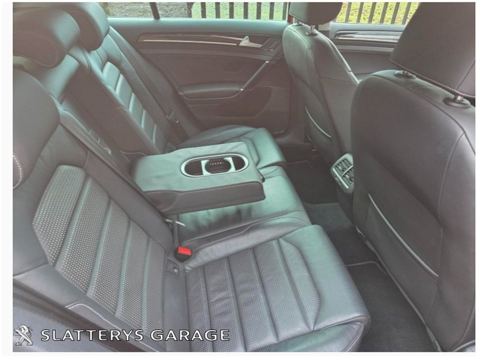 2019 Volkswagen Golf 1.6 TDI 115HP R-Line €22,950