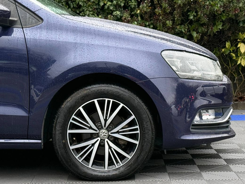 2016 Volkswagen Polo ALLSTAR EDITION 1.2 TSI AUTO // FULL SERVICE HISTORY // DIAMOND CUT ALLOYS // REVERSE CAMERA €13,900