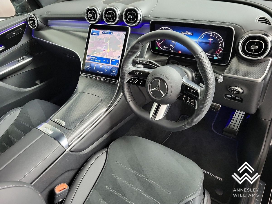 2025 Mercedes-Benz GLC Class - image 12