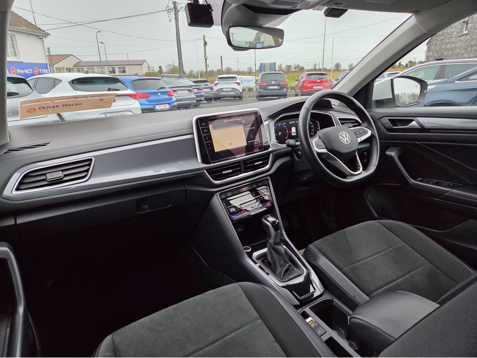 2023 Volkswagen T-Roc 2.0 Diesel Automatic €31,950