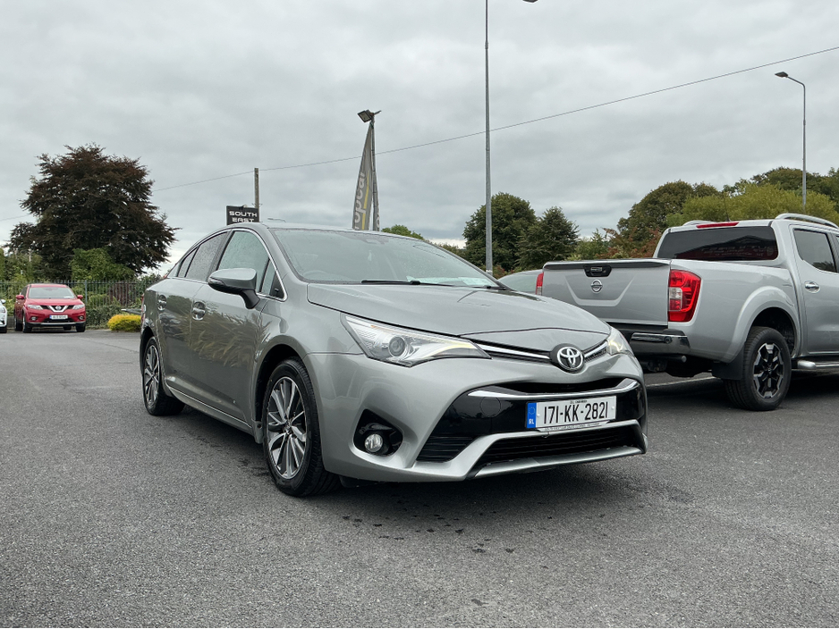 2017 Toyota Avensis 2.0 D-4D BUS EDITION PLUS OVERMOUNT 141BHP 4DR €10,995