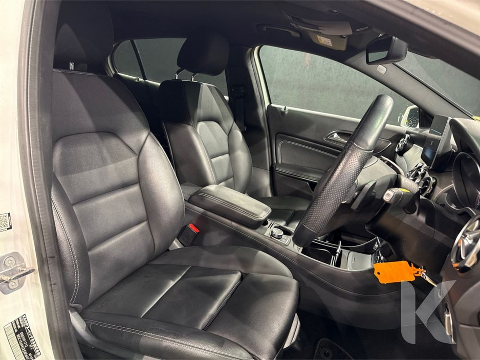 2019 Mercedes-Benz GLA Class - image 16