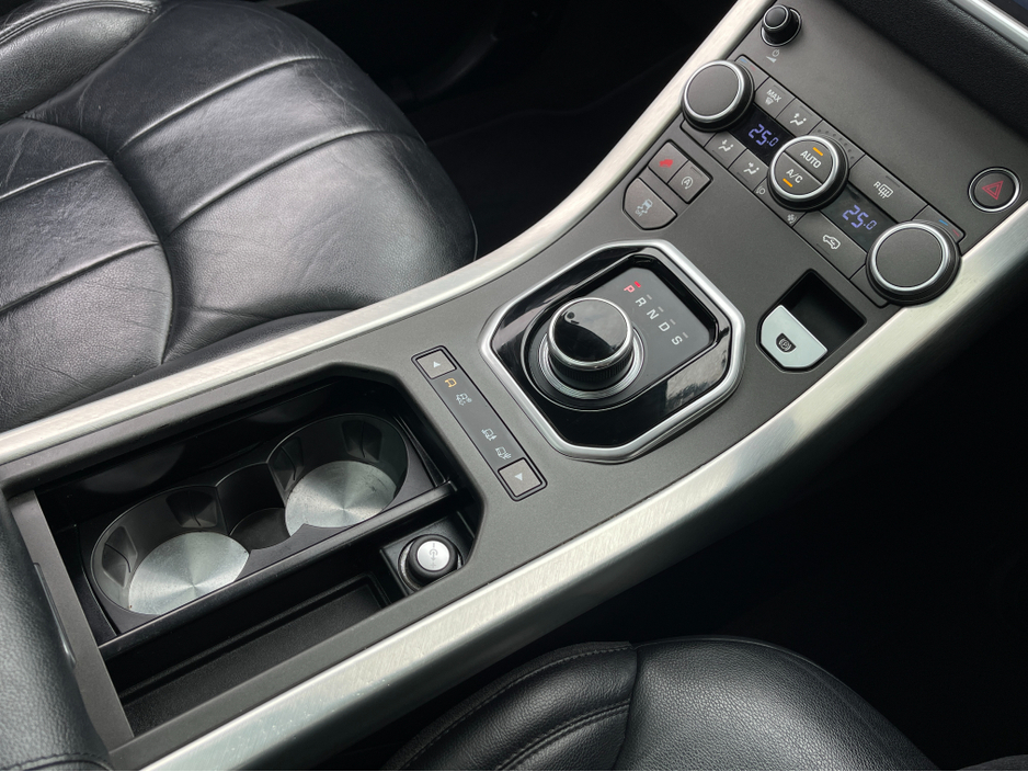 2017 Land Rover Range Rover Evoque - image 19