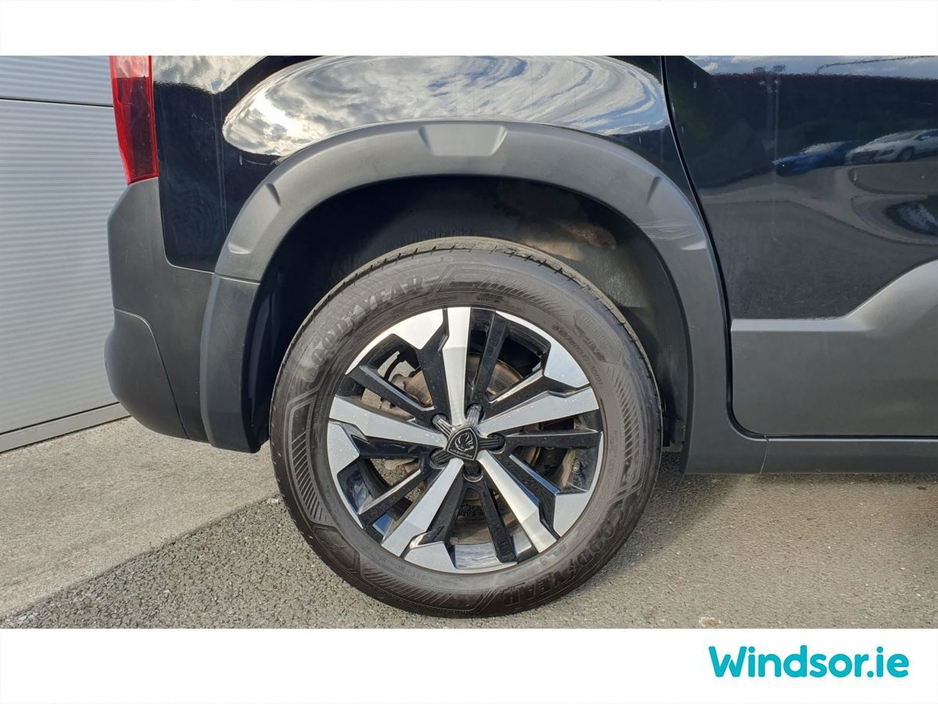 2024 Peugeot Rifter - image 10