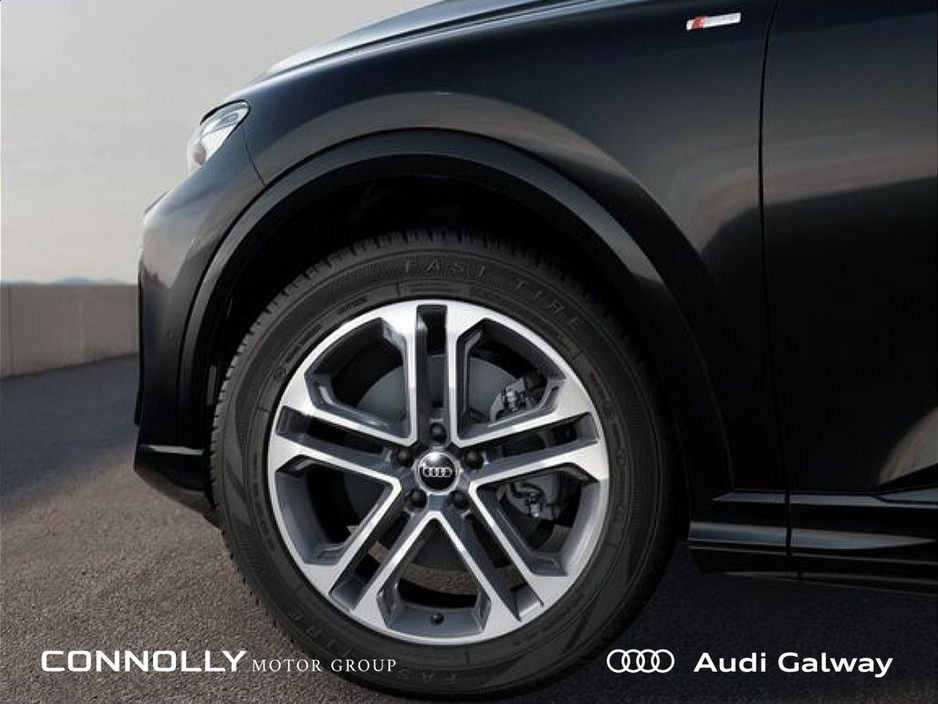 2026 Audi Q5 - image 7