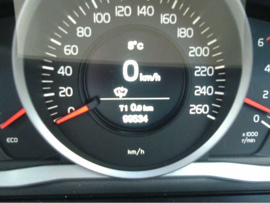 2015 Volvo XC60 D4 FWD SE GT 5DR AUTO * FSH * NCT 05/27 €17,495