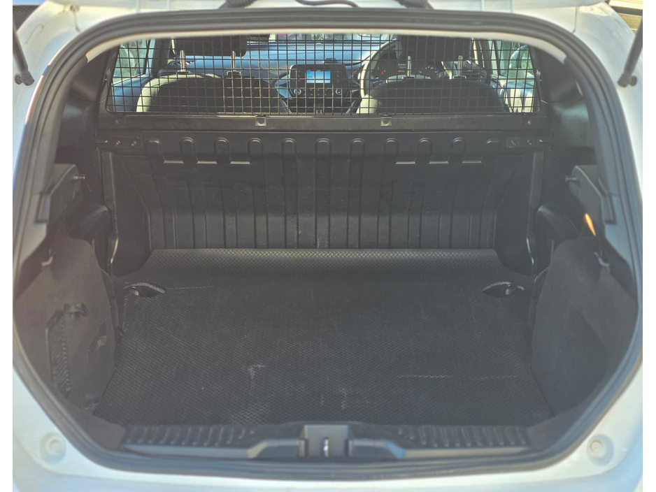 2020 Ford Fiesta - image 17