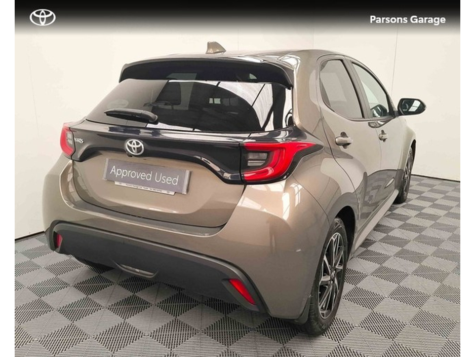 2023 Toyota Yaris  €22,995