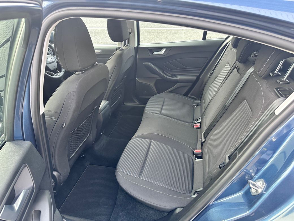 2020 Ford Focus - image 25