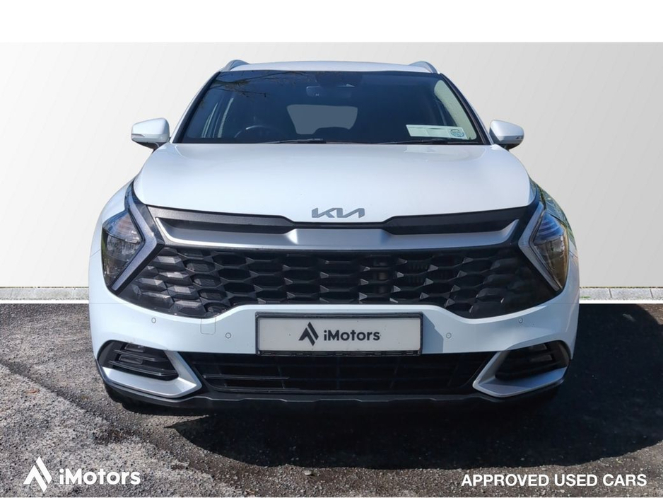 2022 Kia Sportage - image 2