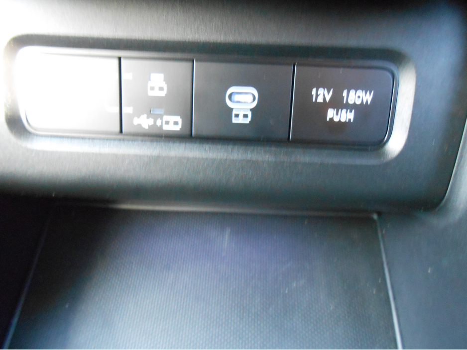 2025 Hyundai Tucson - image 20