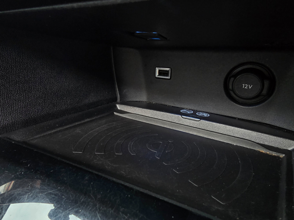 2018 Peugeot 5008 - image 26