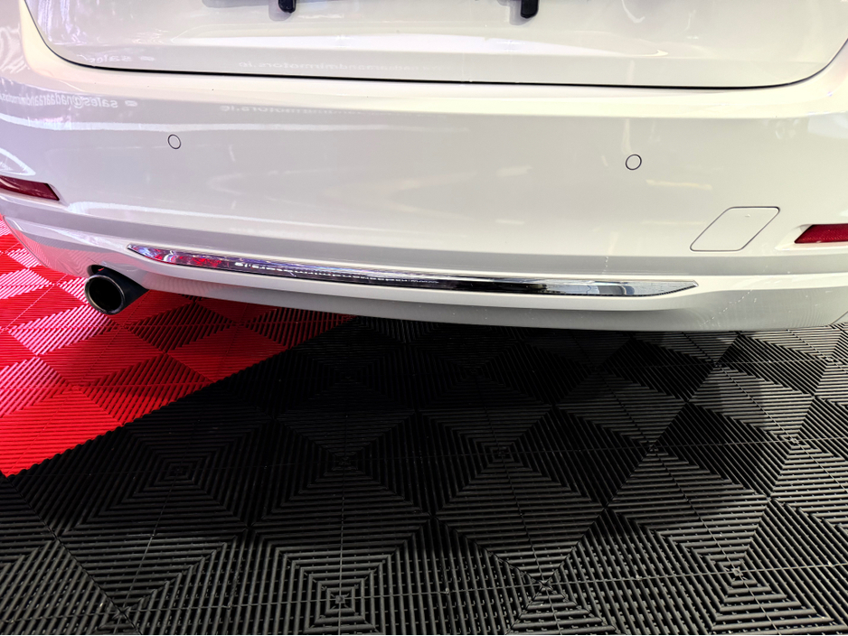 2015 BMW 3 Series 4d 320D LUXURY (AUTO) €16,249