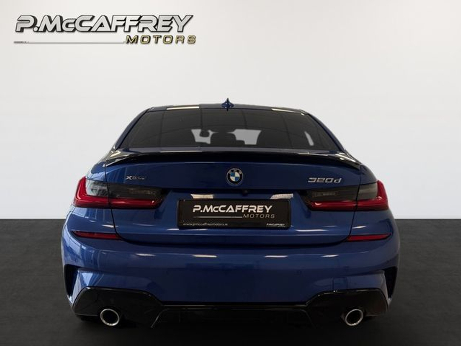 2020 BMW 3 Series - image 6